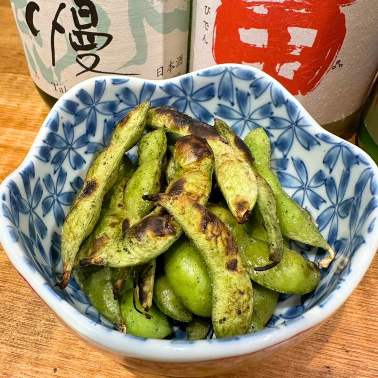 Charcoal grilled edamame / Iburigakko / Local sake lees pickles each