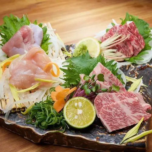 らんぷでご宴会!和牛にさつま極鶏大摩桜の炭火焼、大和肉鶏の肉刺など、飲み放題付コースも各種ご用意!