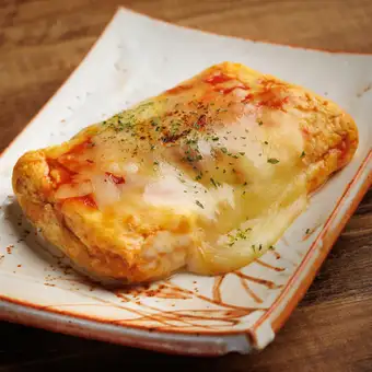 トマトチーズの出汁巻玉子