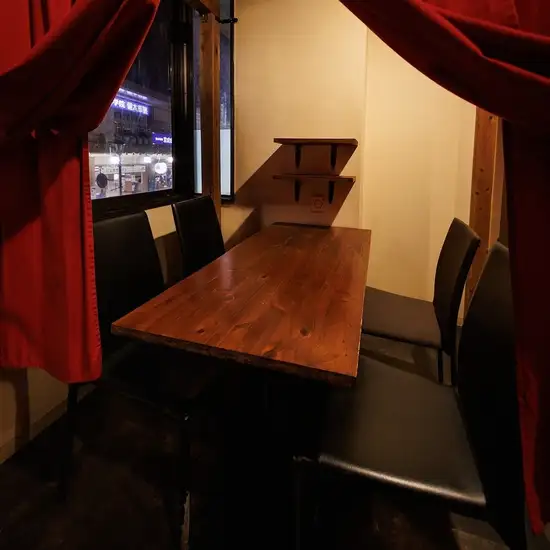 雰囲気◎の個室をご用意!ごゆっくりお食事をお楽しみください。