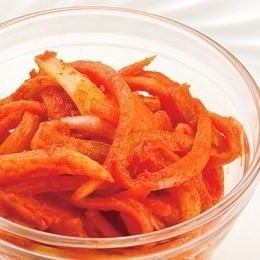 onion carrot pickles