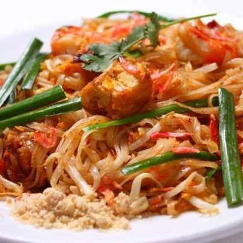 Pad Thai (rice noodles)