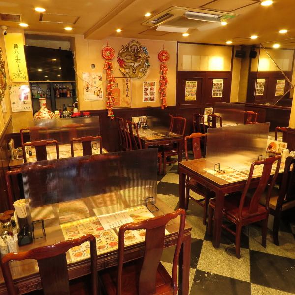 広々とした店内でごゆっくりとお食事を楽しむことができます。コース料理も単品料理も豊富に取り揃えております★