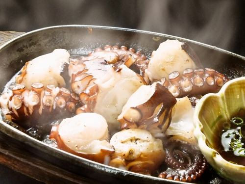 [Seasonal] Butter-grilled octopus