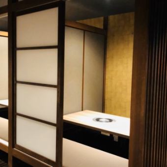 [Digging Tatsutsu Private Room] The digging kotatsu type room where you can relax and relax is ideal for various banquets.For banquets with loved ones and family banquets!