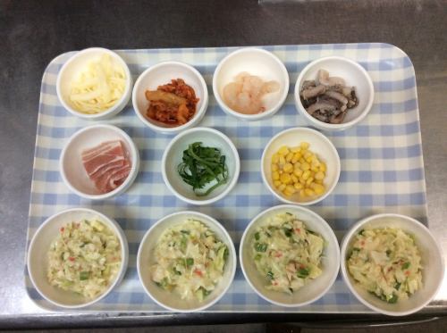 쁘띠 오코 7 (치즈, 돼지 장미, 오징어, 옥수수, 김치, 새우, 파란 시소)