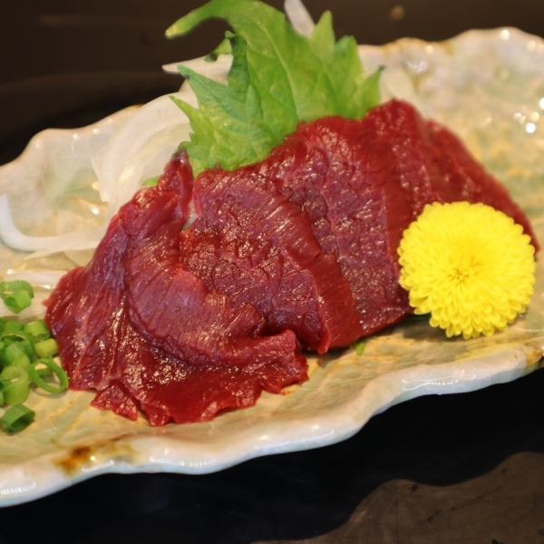 特選赤身馬肉刺し