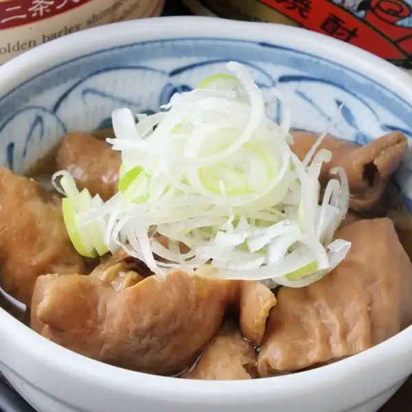 伝統の味わい◎もつ煮込みは開店以来愛され続ける看板メニュー