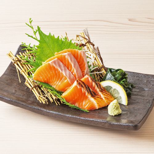 国産チルドサーモン刺身と炙り盛合せ