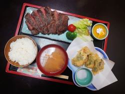 和牛ステーキ焼・桜鯛梅しそ天ぷら