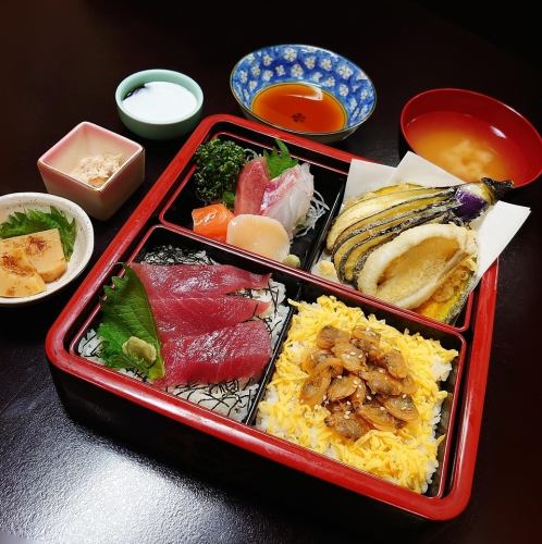 【限定 10食】お魚御膳（まぐろ丼・あさり煮丼・お刺身・天ぷら・選べる小鉢・お味噌汁・デザート）