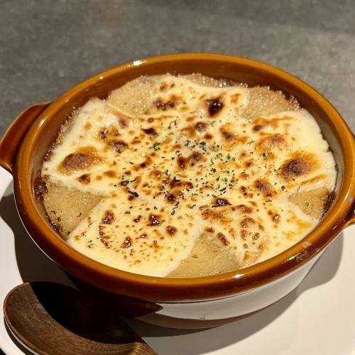 オニオングラタンスープ/野菜たっぷりのミネストローネ/キノコのクリームスープ