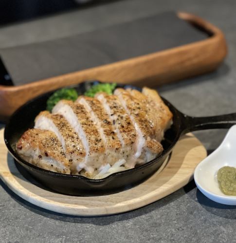 芋豚のソテー　柚子胡椒添え