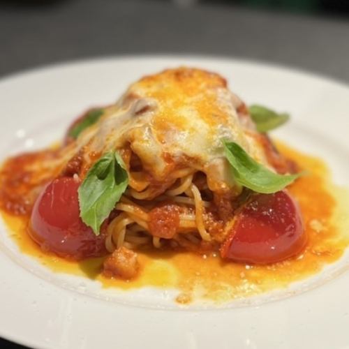 モッツァレラチーズのフレッシュトマトソースパスタ