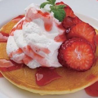strawberry pancake