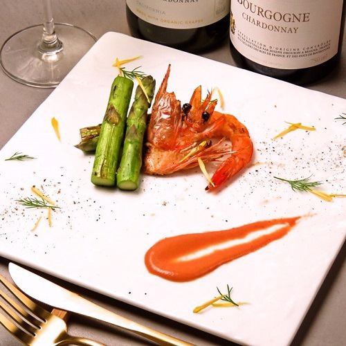 American sauce of asparagus and angel shrimp