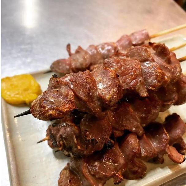 丁寧に焼き上げる絶品焼き鳥はぷりぷりの食感です♪