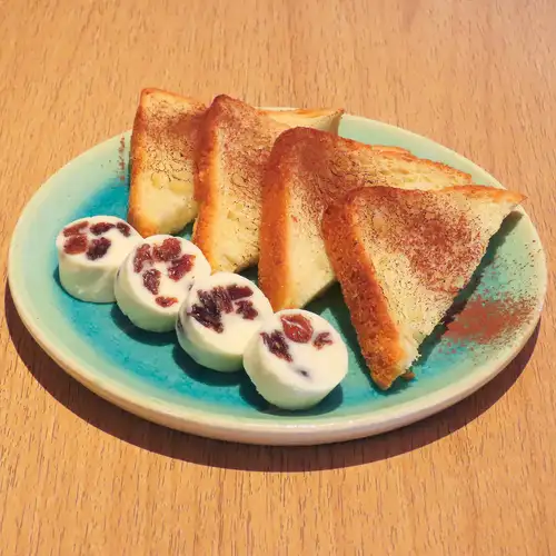 レーズンバターデニッシュ