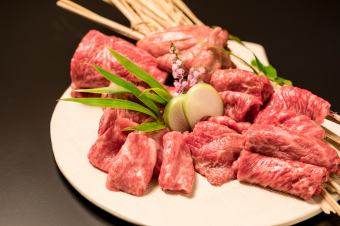 【主廚搭配烤肉套餐】可以品嚐6種精選肉品的烤肉套餐