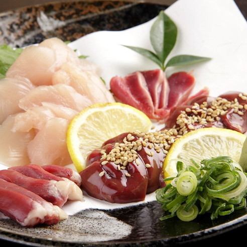 コクがあり適度な弾力があるのに柔らかい「紀州うめどり」を使用