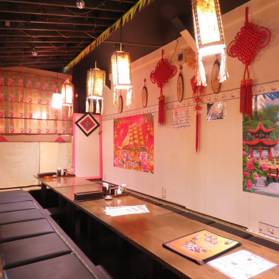 We have tatami mat seats where you can relax.Safe for families ♪
