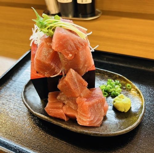 当店イチオシ【こぼれ升まぐろ】をぜひご賞味ください♪活きの良いまぐろを贅沢に楽しめます!