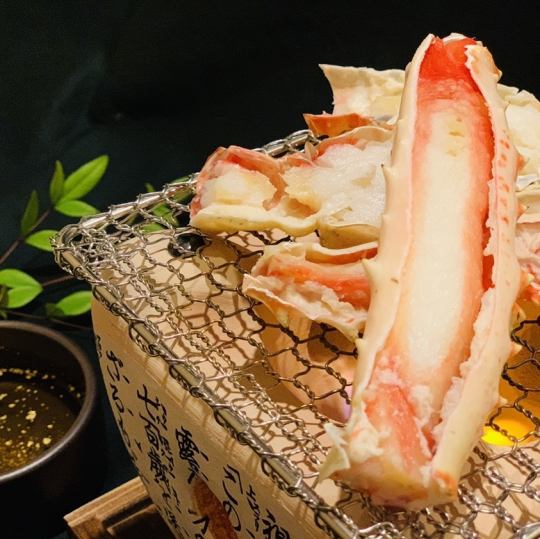 <全室個室>【雫】「たらば蟹焜炉焼き」「喉黒薄造里」「新生姜羽釜炊き御飯」など~全9品~