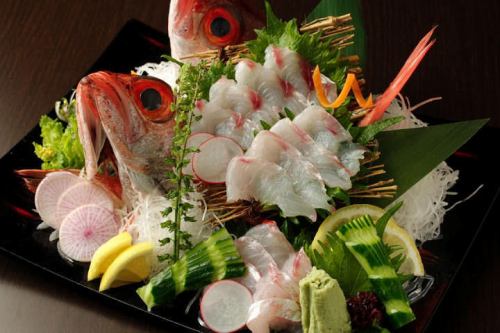 采用北陆地区本地食材。