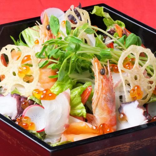 Luxurious seafood salad