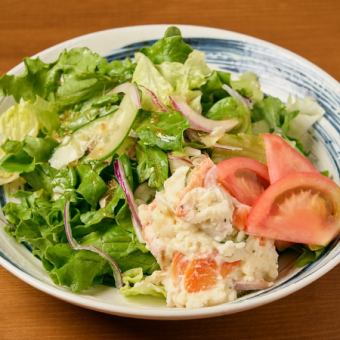 Raw vegetable salad