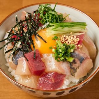 海鮮漬け丼