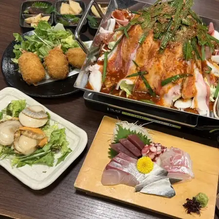 地域No1大人気!【夏の名物コース】4500円3時間飲み放題付コース!鮮魚3点盛り&豚バラ鉄板焼き