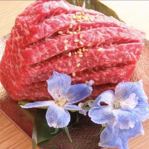 [Ayers Rock] For those who want to enjoy meat in a hearty way♪