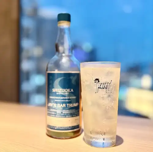 Gaia Flow 以及其他各種與和牛牛肉相得益彰的優質酒精飲料。