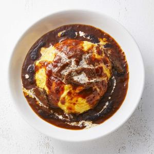 [Ketchup rice] Stewed beef omelet rice