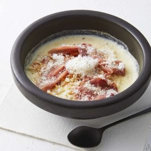 [Ketchup rice] Cream doria with four kinds of cheese and prosciutto