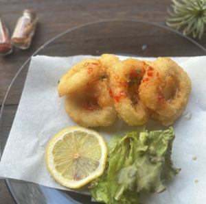 イカのフライド　チリソース仕立て