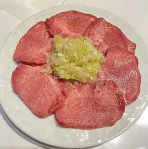 上タン (ねぎ塩付)