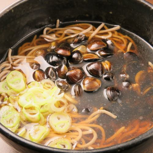 荞麦面配淡水蛤soup汤