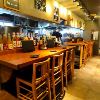 We have 8 counter seats with a sense of realism.One person is also welcome ♪ There is a showcase with recommendations for the day in front of the counter seats right after entering the entrance ◎ How about a cup of fresh ingredients that were particular about purchasing? Atmosphere The floating counter seats are also recommended by the manager ☆