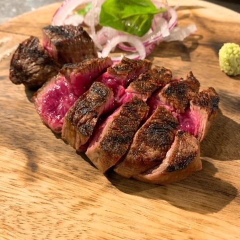 您可以品尝到只有肉铺才能提供的特色肉类。