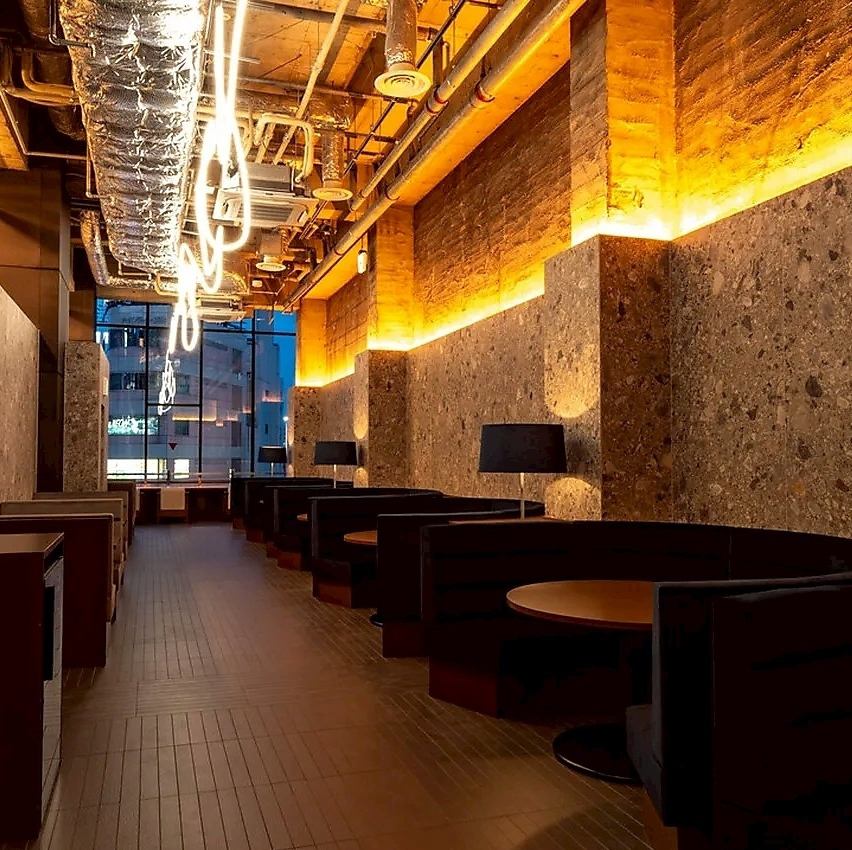 絶品の牛タンでおしゃべりが弾む、贅沢なひと時を