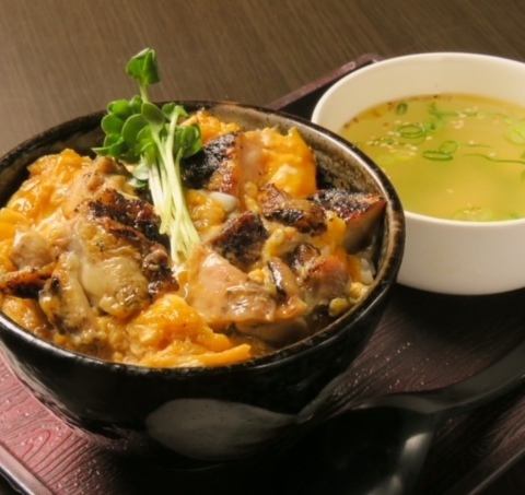ランチ限定サクめしとろける親子丼