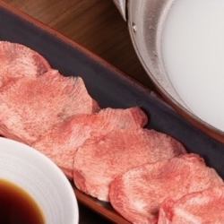 特選牛タンしゃぶしゃぶ