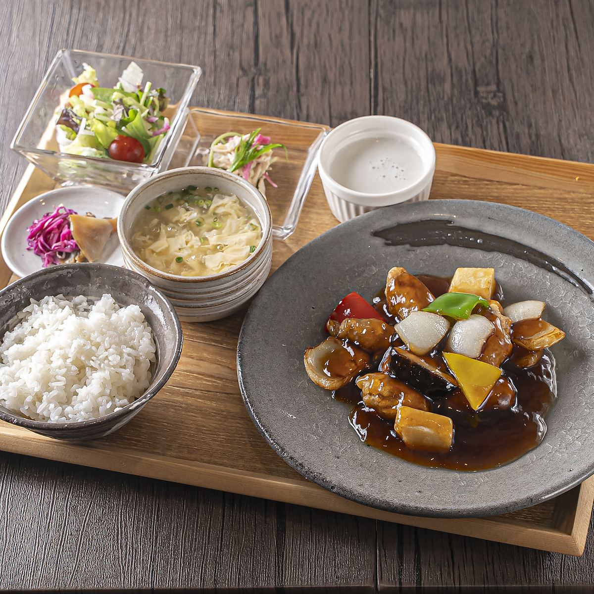 手作り中華を気軽に楽しむ充実ランチセット