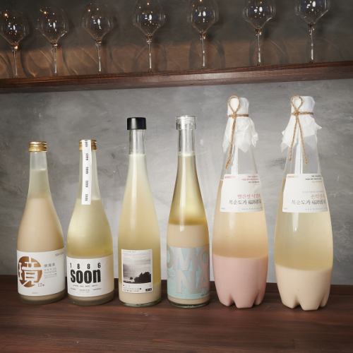 A selection of carefully chosen Korean alcoholic beverages ★