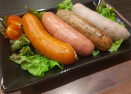 4 kinds of huge sausages
