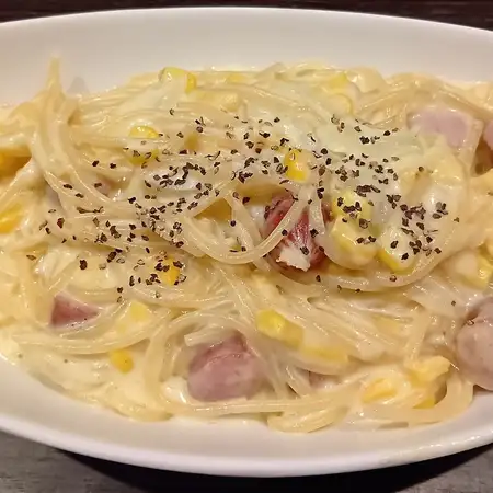 Corn cream pasta