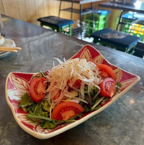 Tomato salad