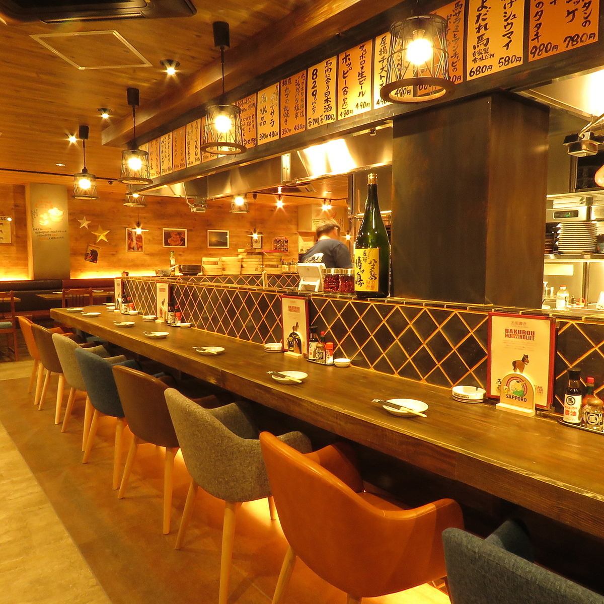 非常適合舉辦各種宴會♪ 在我們寬敞的餐廳放鬆身心,餐廳共有120個座位。